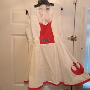 Her Universe Star Wars BB-8 Dress. NWOT.